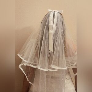 Elegant White Bridal Veil with Ribbon